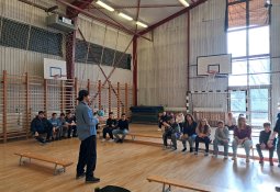 f7bcb7fd-ee44-418c-9bab-2af3b318511b