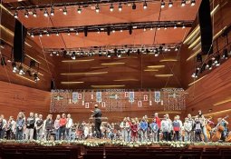 Általános Iskola - Pécs &raquo; 2024-2025 &raquo; Újévi koncert